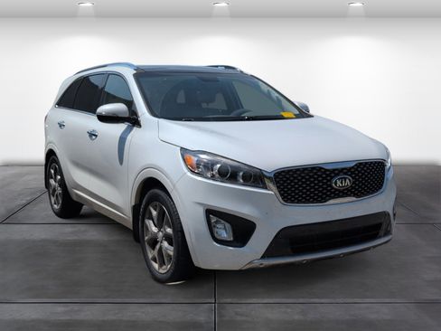 Used 2018 Kia Sorento SX FWD image 2