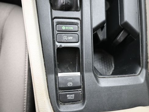 Used 2023 Honda Accord EX image 23