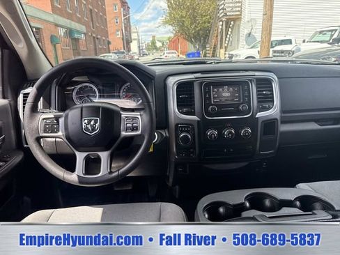 Used 2024 RAM 1500 Classic SLT AWD/4WD image 12