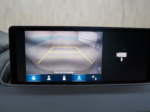 Used 2022 Acura MDX w/ Technology Package FWD image 19