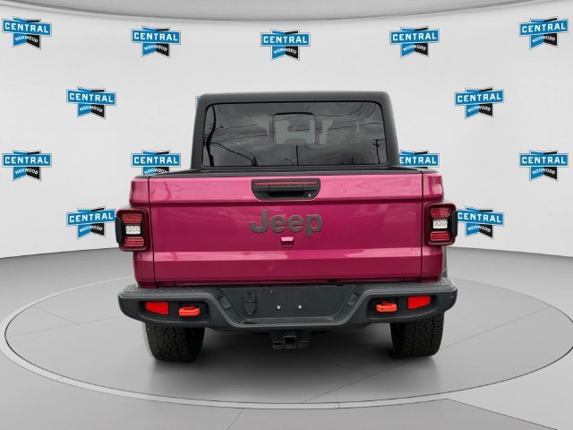 Used 2024 Jeep Gladiator Mojave w/ Convenience Group AWD/4WD image 5