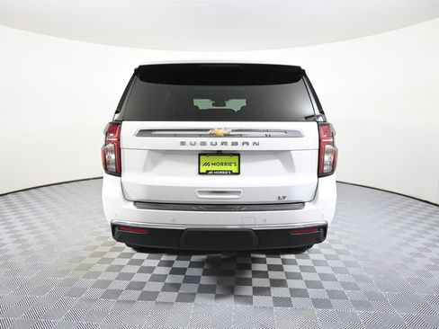 Used 2023 Chevrolet Suburban LT AWD/4WD image 5