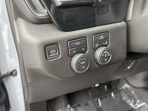 Used 2024 Chevrolet Silverado 1500 RST image 18