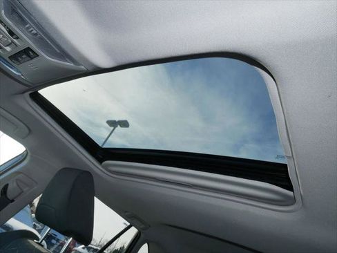 Certified 2020 Toyota RAV4 XLE w/ Convenience Package image 30