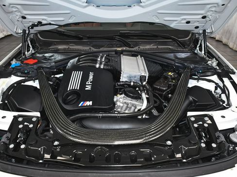 Used 2019 BMW M4 Convertible w/ Competition Package RWD image 73