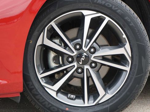 Certified 2024 Kia Forte LXS FWD image 2
