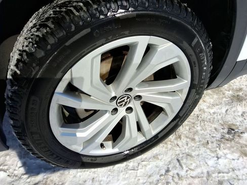 Used 2020 Volkswagen Atlas Cross Sport SE image 10