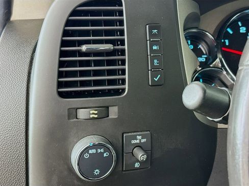 Used 2013 GMC Sierra 2500 SLE w/ SLE Preferred Package image 10