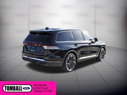 Used 2025 Lincoln Aviator Reserve w/ Equipment Group 201A AWD/4WD image 7