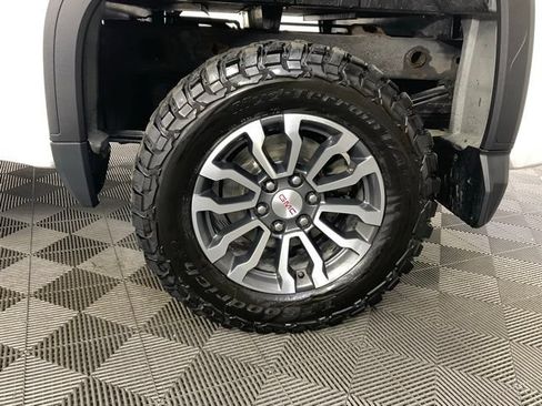 Used 2022 GMC Sierra 1500 AT4 w/ AT4 Premium Package AWD/4WD image 43
