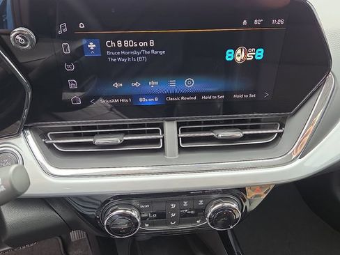 New 2026 Chevrolet Trax LT w/ Sunroof Package FWD image 12