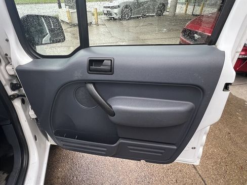 Used 2012 Ford Transit Connect XLT image 12