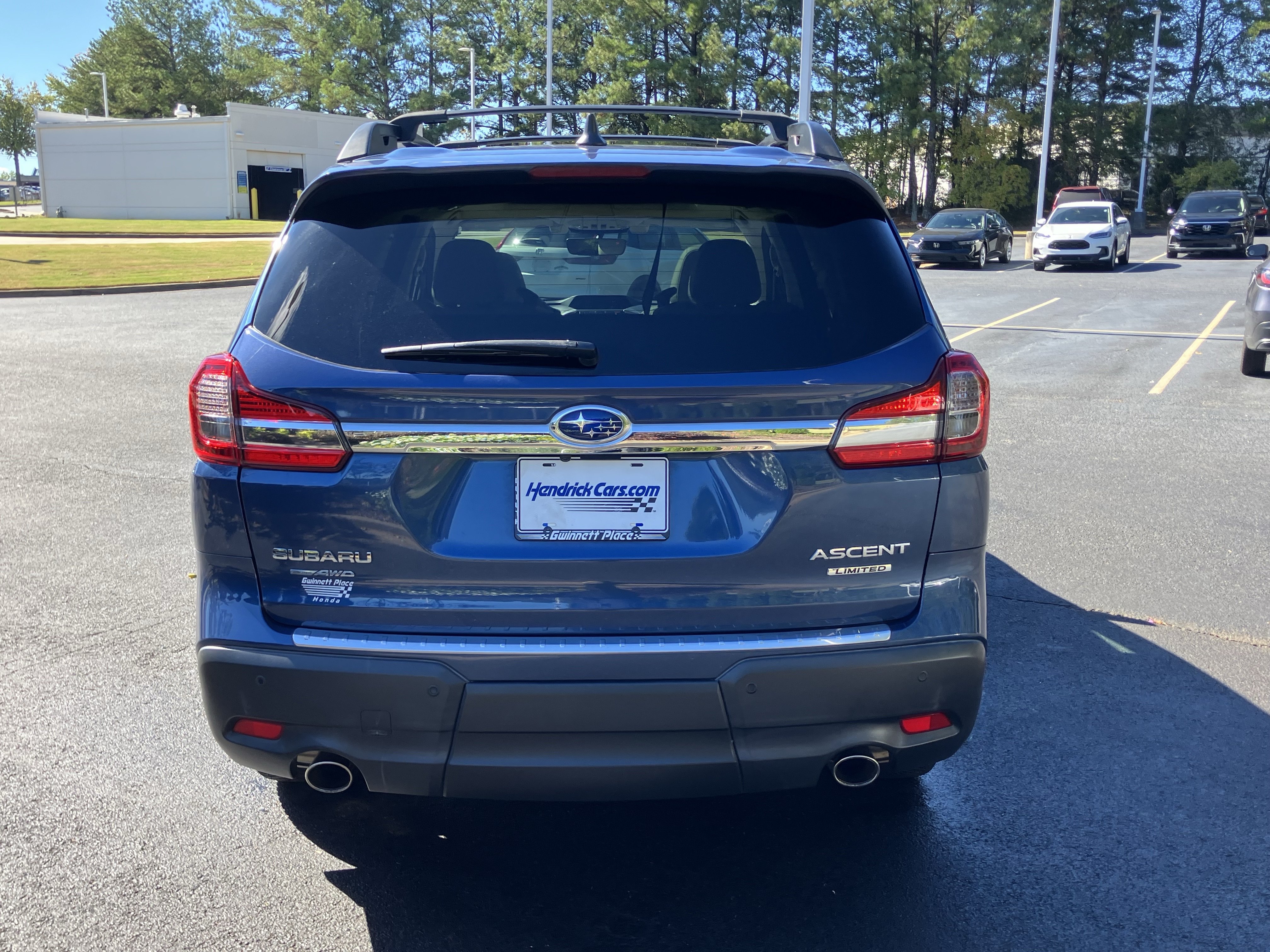 Used 2020 Subaru Ascent Limited w/ Technology Package AWD/4WD image 9