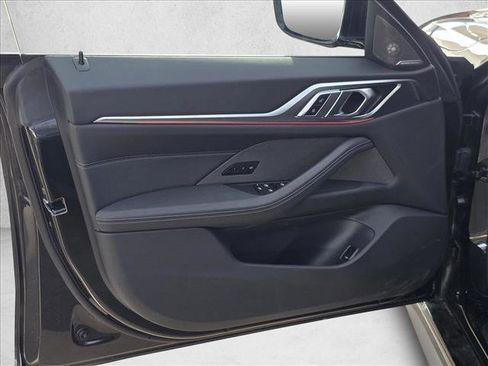 Used 2025 BMW 430i xDrive w/ Premium Package image 11