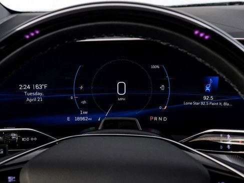 Used 2025 Cadillac Optiq Luxury 1 AWD/4WD image 18