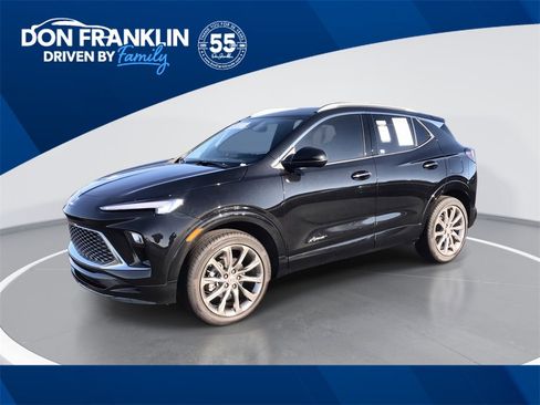 Used 2025 Buick Encore GX Avenir w/ Avenir Convenience Package image 1
