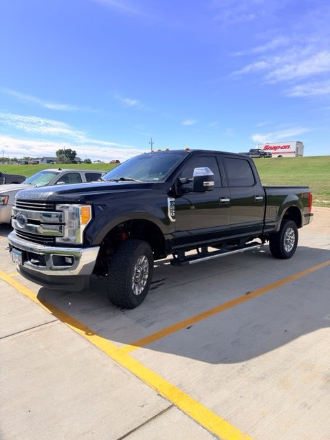Used 2017 Ford F250 Lariat w/ Chrome Package AWD/4WD image 4