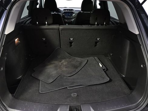 Used 2021 Chevrolet TrailBlazer LT w/ Convenience Package FWD image 19
