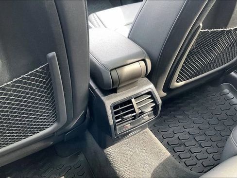 Certified 2023 Audi Q3 2.0T Premium w/ Convenience Package image 34