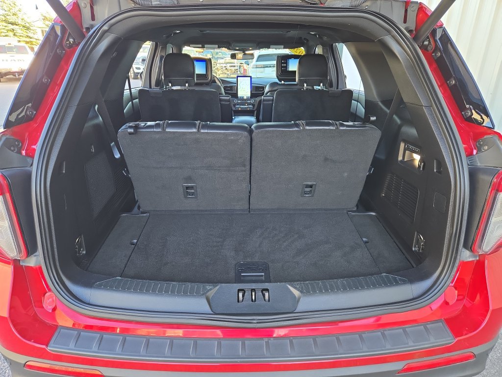 Used 2020 Ford Explorer ST w/ ST Street Pack AWD/4WD image 32