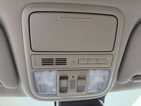 Used 2017 Honda Odyssey EX-L image 27