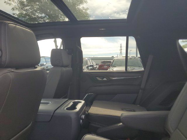 Certified 2024 GMC Yukon Denali AWD/4WD image 9