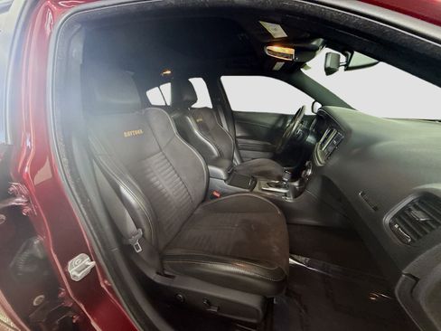 Used 2017 Dodge Charger R/T image 29
