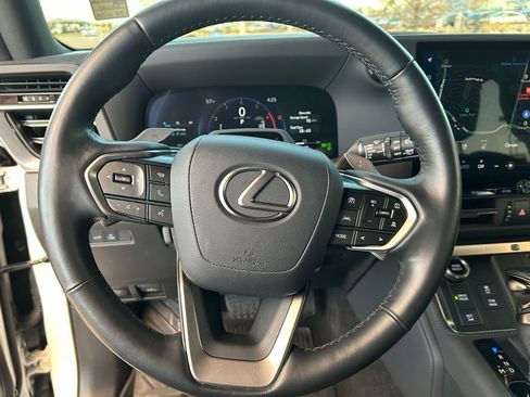 Used 2024 Lexus GX 550 image 14