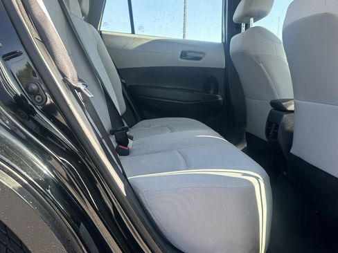 Used 2024 Toyota Corolla Cross L FWD image 17