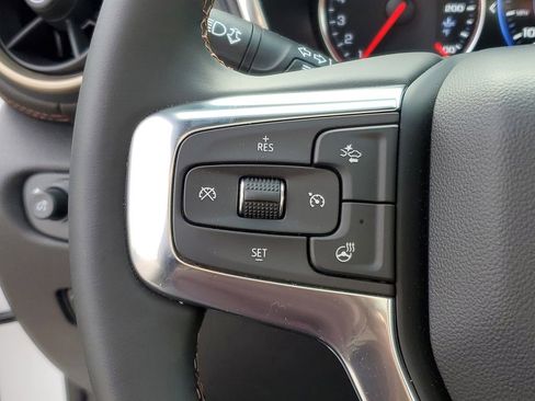 Used 2025 Chevrolet Blazer Premier w/ Driver Confidence II Package image 15