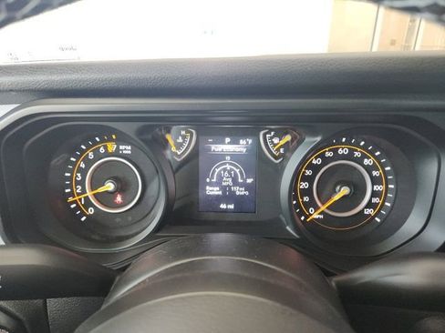 New 2025 Jeep Gladiator Sport image 38