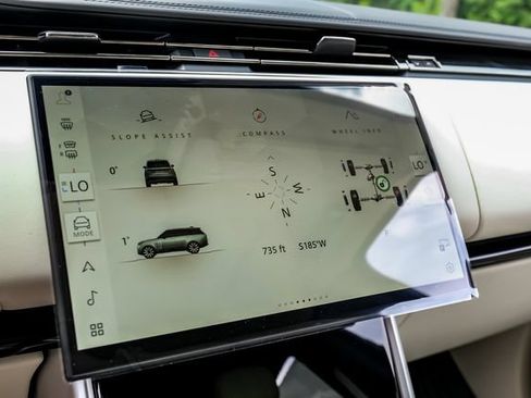 New 2026 Land Rover Range Rover SE AWD/4WD image 33
