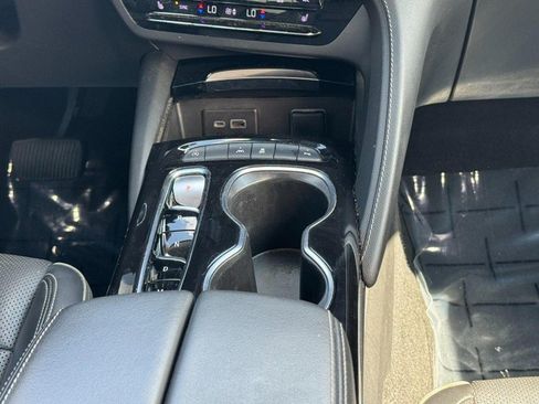 Used 2022 Buick Envision Essence w/ Safety Package FWD image 14