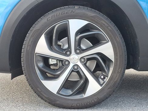 Used 2017 Hyundai Tucson Sport image 9