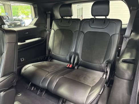 Used 2023 Jeep Grand Cherokee L Laredo AWD/4WD image 42