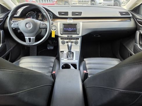 Used 2017 Volkswagen CC Sport FWD image 11
