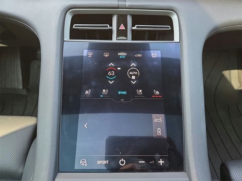 Certified 2024 Porsche Taycan 4S image 13