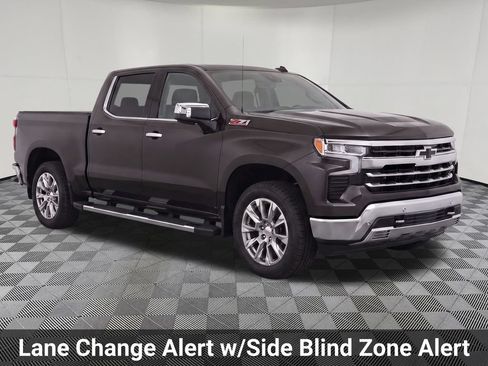 Certified 2021 Chevrolet Silverado 1500 LTZ w/ LTZ Premium Package AWD/4WD image 38