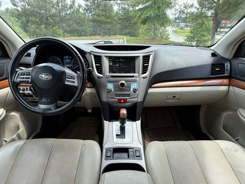 Used 2013 Subaru Outback 2.5i Limited AWD/4WD image 23