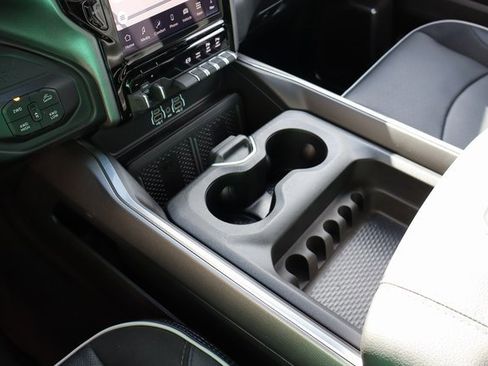 Used 2025 RAM 2500 Laramie image 29