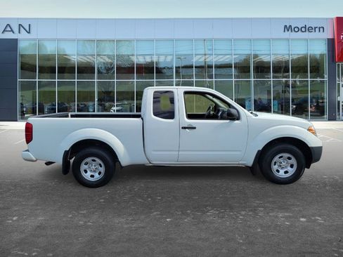 Used 2019 Nissan Frontier S RWD image 4