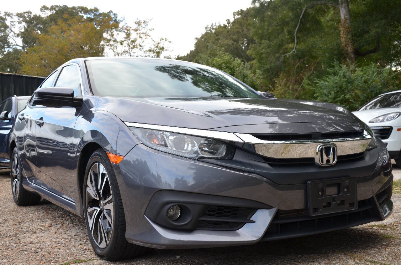 Used 2017 Honda Civic EX-T image 3