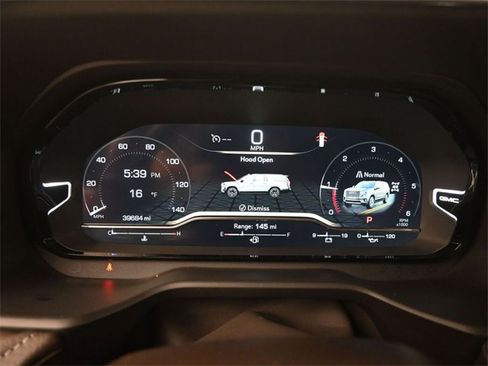 Certified 2024 GMC Yukon Denali image 37