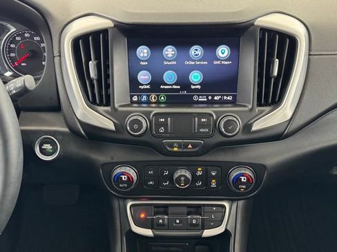 Used 2023 GMC Terrain SLT w/ Infotainment Package II image 29
