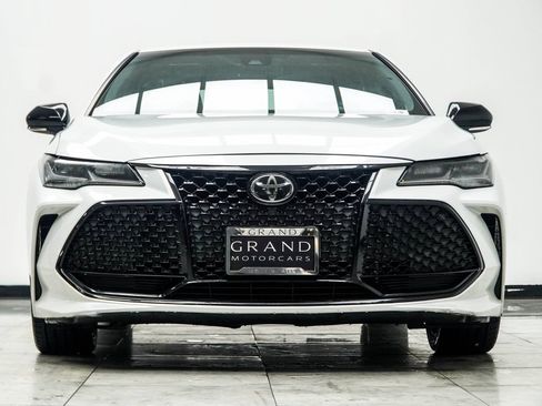 Used 2020 Toyota Avalon Touring w/ All Weather Liner Package FWD image 9