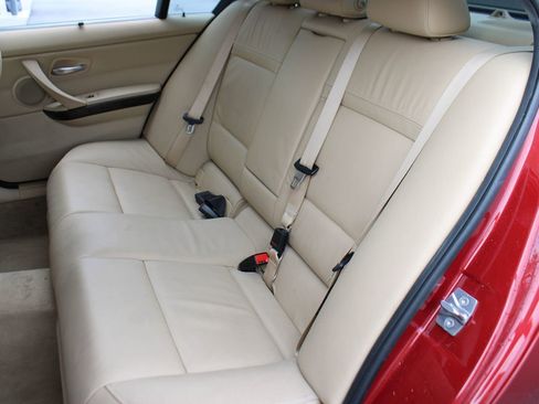 Used 2011 BMW 335i Sedan image 19