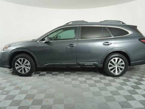 Used 2022 Subaru Outback Premium AWD/4WD image 4