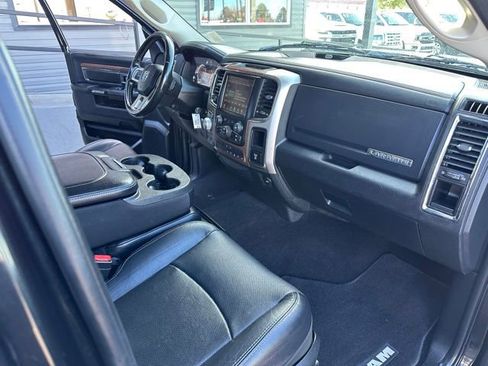 Used 2017 RAM 1500 Laramie image 28