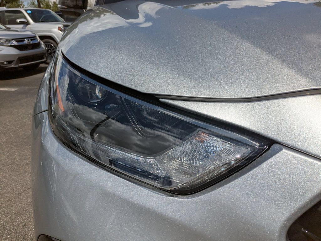 Used 2024 Toyota Highlander XSE FWD image 22