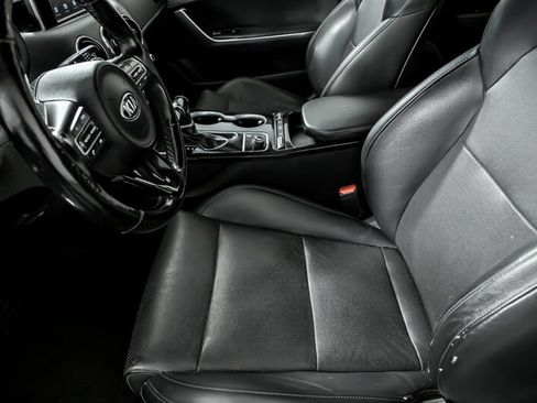 Used 2019 Kia Stinger image 19